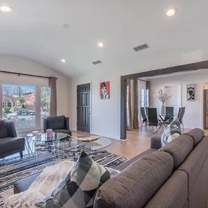 Holiday home Luxurious Studio, Los Angeles